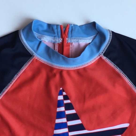 Gap swim shirt size 12 18 months patriotic NWT new - Picture 6 of 12